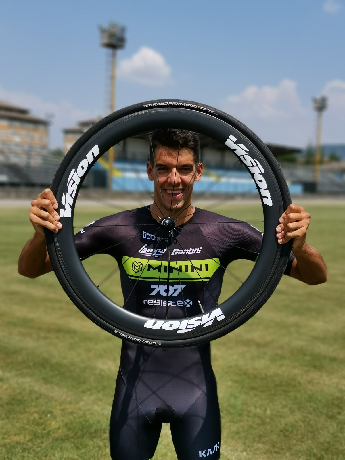 Gianluca Pozzatti with his Vision wheel.