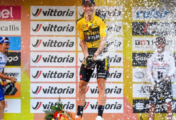 Wout Van Aert on Milano-Sanremo podium (Ph. Cor Vos)