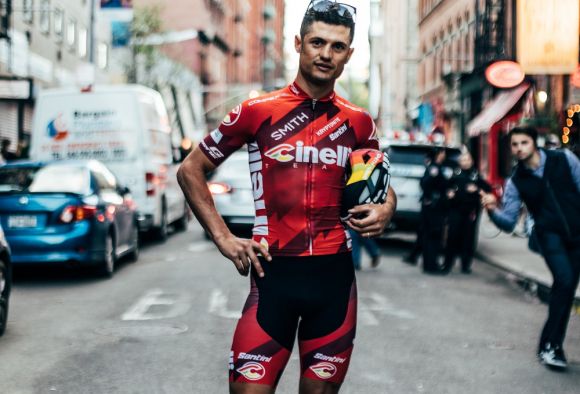 Davide Viganò, Red Hook Crit. 2017 World Champion