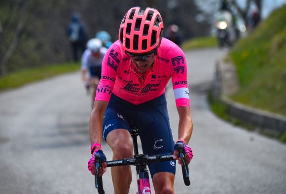 Hugh Carthy, leader of EF Education-Nippo