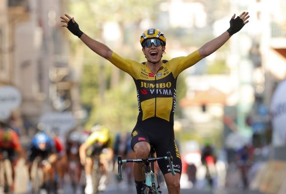 Wout Van Aert, Milano-Sanremo triumph (Ph. Bettini)