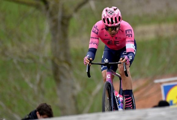 EF Education-Nippo on cobbles.